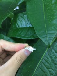 -威德钻石-克拉钻大本营(南京东路店)