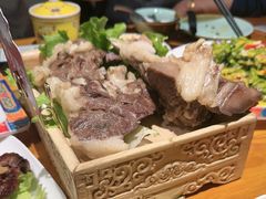 -一群羊手扒肉·火锅·早茶(远东公寓店)