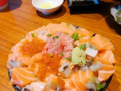 三文鱼火山丼-魔丼屋(日月光店)