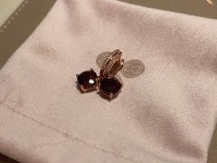 -品真阁华夏典当行(四通桥店)