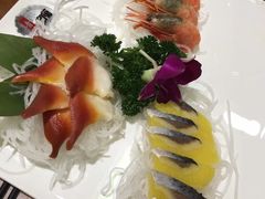 -青瓦餐厅·生鱼片·韩园烤肉(西塔店)