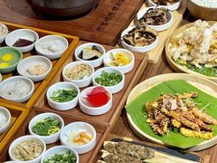 -良米山·云南野生菌过桥米线(上海首店)