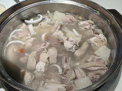 -烹然四季椰子鸡火锅(姚家园万象汇店)