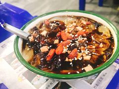 -马路边边·成都串串(翠柏路店)