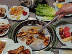 -金滏山烤肉·海鲜·火锅自助餐厅(襄阳万达店)
