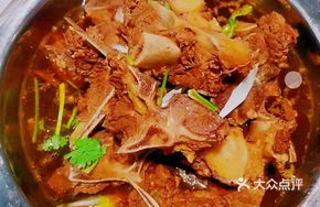 Extra Meaty Beef Bones