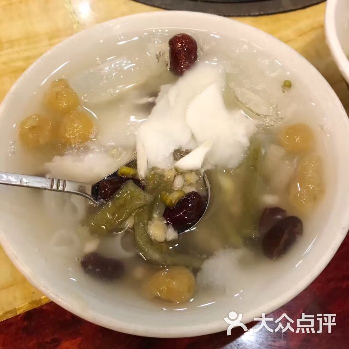 公鸡碗清补凉图片 - 第2张