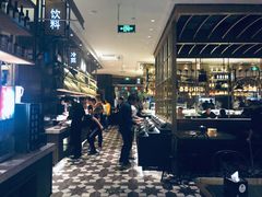 大堂-钱小奴海鲜自助黑金店(杭州滨江龙湖店)