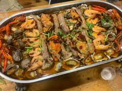 -老东镇啤酒屋海鲜加工·蒸汽海鲜·海鲜烧烤(台东店)