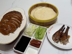 -梅利汴京烤鸭•开封豫菜地标店(东司门店)