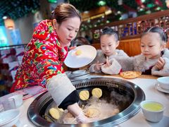 -刘小亮东北铁锅炖(金楠天街第六分店)