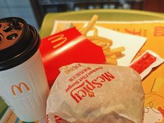 -麦当劳(乳山路店)