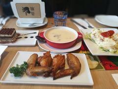 -必胜客(吾悦国际广场店)