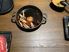 菌汤锅底-呷哺呷哺 小火锅 (浦东新欧尚超市店)