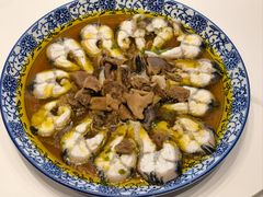 蕈油蒸河鳗鱼-得意楼蒸菜馆