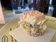 -潮一不贰·法式甜品·生日蛋糕·西式简餐(外滩店)