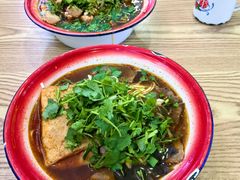-刘二姐襄阳牛肉面(鸟巢店)
