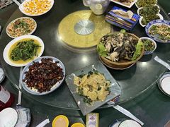 -三锅莊·牦牛肉火锅·香格里拉特色藏餐宴请餐厅(菱角塘路店)
