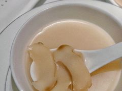 美美的一碗汤-红雀围·海鲜火锅(陆家嘴中心店)