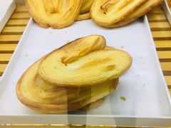 蝴蝶酥-长发西饼(临顿路店)