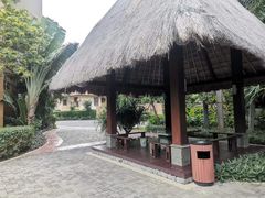 -三亚湾海居铂尔曼度假酒店