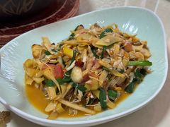 -七步香云南山里菜(昆明老街店)