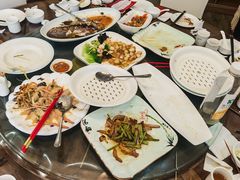 -洁神饭庄·海鲜·青岛菜·30年老字号(五四广场店)