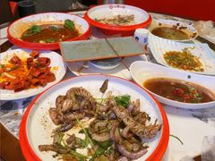 -曹胖子龙虾馆(黄桦路店)