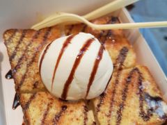 香草冰淇淋厚吐司-阿信厚吐司(曾厝垵店)