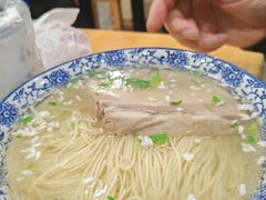 枫镇肉面-裕兴记·三虾面(西北街总店)