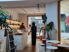 -Line 咖啡(石厦花园店)