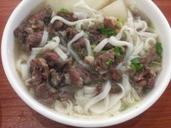 -阿波潮汕牛肉火锅·汤粉面(拱北店)