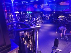 -W FITNESS 威尔仕健身·游泳(老西门新苑店)