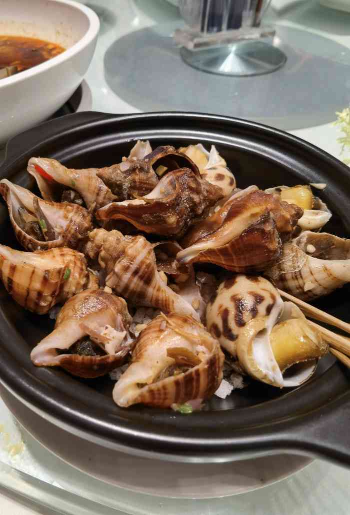 椰林海鲜坊(新塘店)-"[薄荷]环境:一大早来这边吃早茶环境.