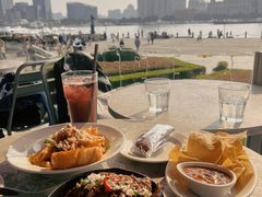 -Chili's Cafe&Bar奇利斯(滨江店)