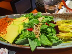 -老牌坊云南鱼豆花火锅(哈西万达店)