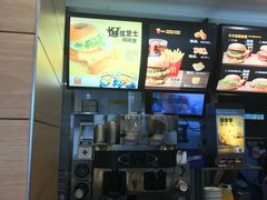 -麦当劳(临顿路店)