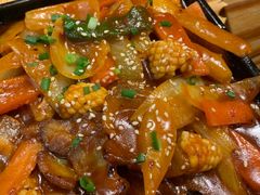 -青瓦炭韩潮烤肉(花园道店)