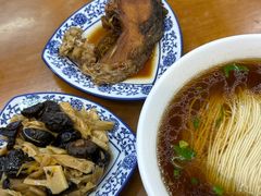 -百年老字号·观振兴蟹黄面·三虾面·苏式面(观前街富仁坊巷店)