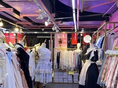 -甜镜物语 LOLITA·汉服·JK制服三坑生活馆(滨江道店)