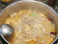 -一席地·本地鸡窝·杭帮鸡火锅(萧山银隆百货店)