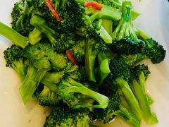 -清真·东拉黑炭火烤羊腿(世通·国际店)