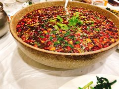 -余家庄肥肠鱼地方汤锅(银杏大道店)