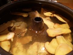 -云海肴·汽锅鸡·云南菜(天山百盛优客店)