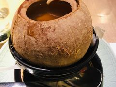 原只椰皇炖鸡汤-野米东南亚餐厅(欢乐海岸店)