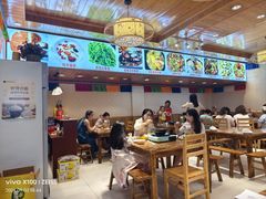 -乡土特色.冷锅鱼.牦牛肉汤锅