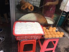 -覃肥叔桂林米粉(粮道街店)