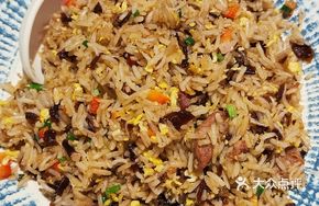 Wagyu Beef with Red Onion Fried Rice