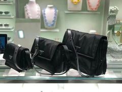 -PRADA普拉达(德基广场店)