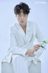 -芭莎视觉婚纱摄影(花溪店)